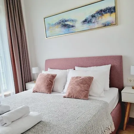 Апартаменты Melodija In Center